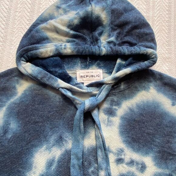 FOR THE REPUBLIC Junior XS TIE DYE HOODIE - Picture 3 of 7